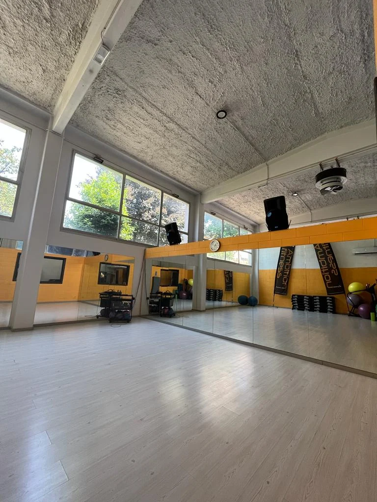 Sala corsi di Ambition Fitness a Legnano